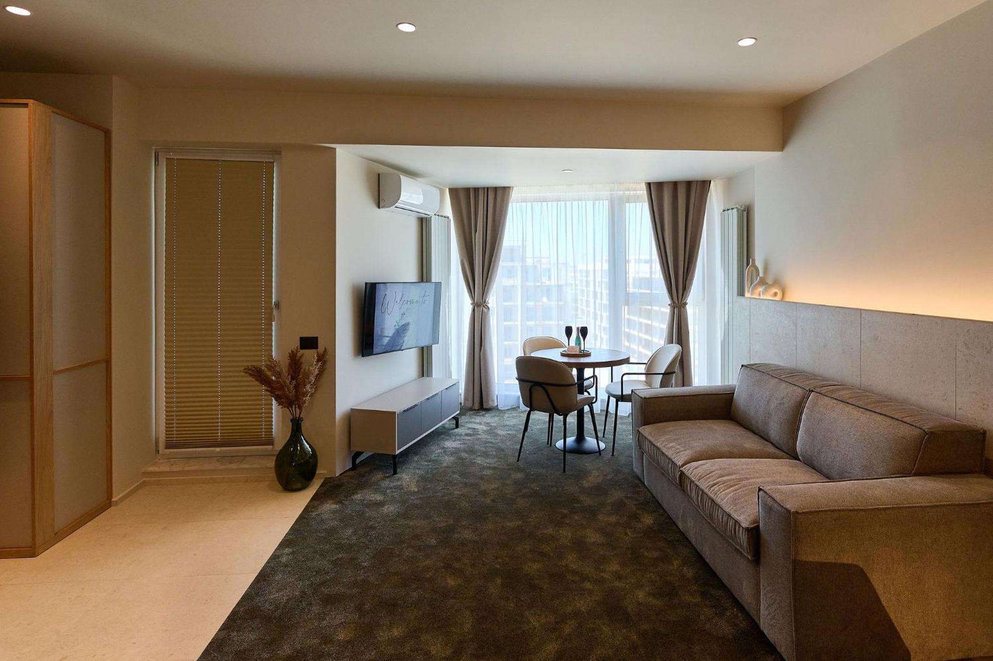Alezzi Infinity Aparthotel & Spa Năvodari Eksteriør bilde