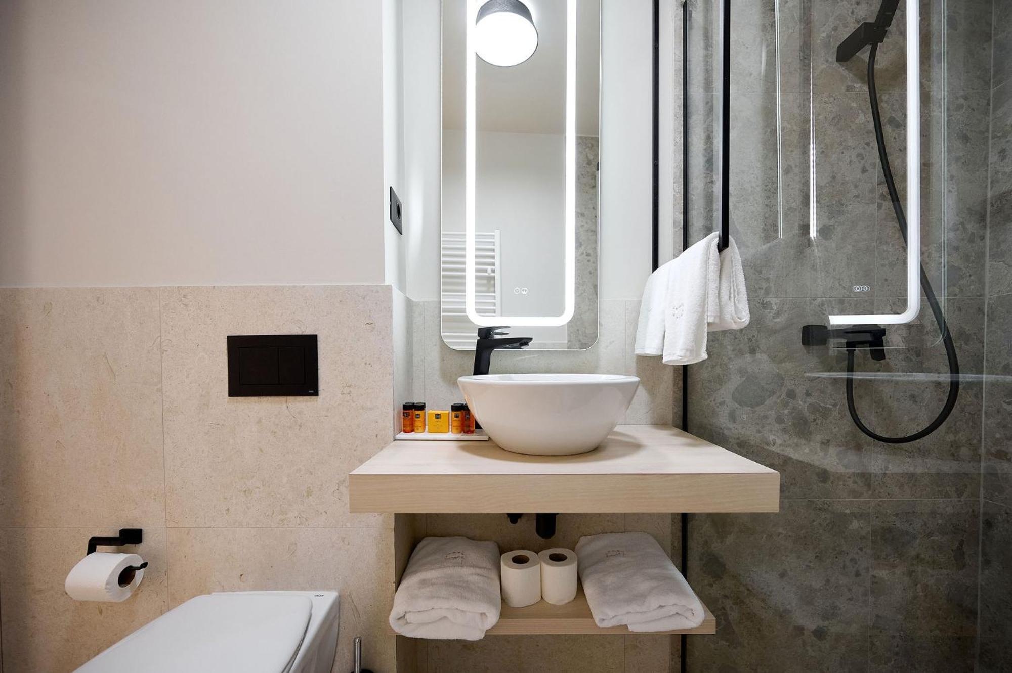 Alezzi Infinity Aparthotel & Spa Năvodari Eksteriør bilde